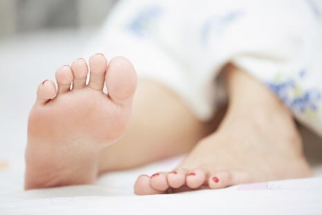 Top 5 reasons to try barefoot walking and running